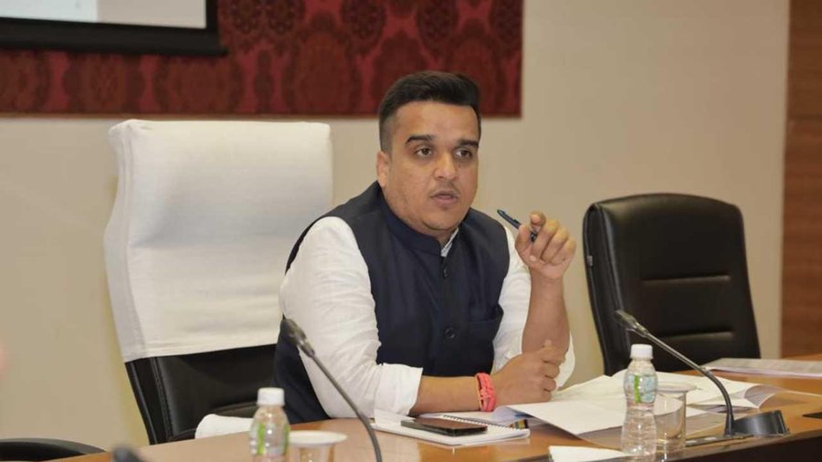 નાયબ મુખ્યમંત્રી હર્ષ સંઘવી આવતીકાલે ૩૦ IPS અધિકારીઓ સાથે કચ્છના સરહદી ગામડાઓની મુલાકાત લેશે.