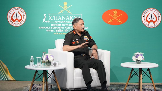 સેના પ્રમુખ જનરલ ઉપેન્દ્ર દ્વિવેદીએ કહ્યું – જમ્મુ અને કાશ્મીરમાં આતંકવાદી પ્રવૃત્તિઓમાં નોંધપાત્ર ઘટાડો થયો.