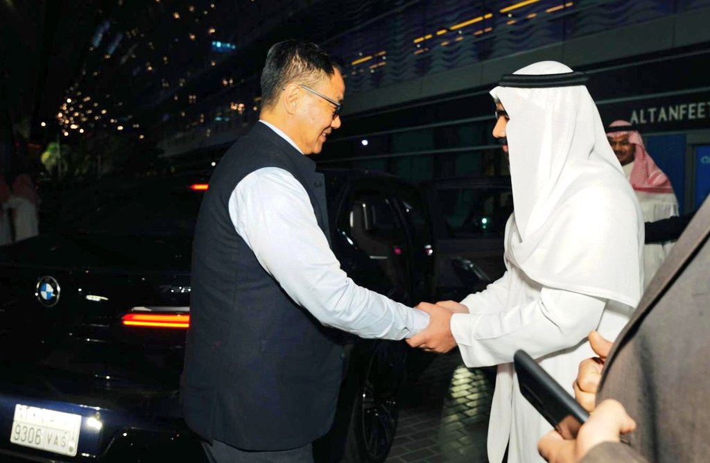 Kiren Rijiju Arrives in Jeddah to Sign Bilateral Haj Agreement and Review Preparations for Haj 2026