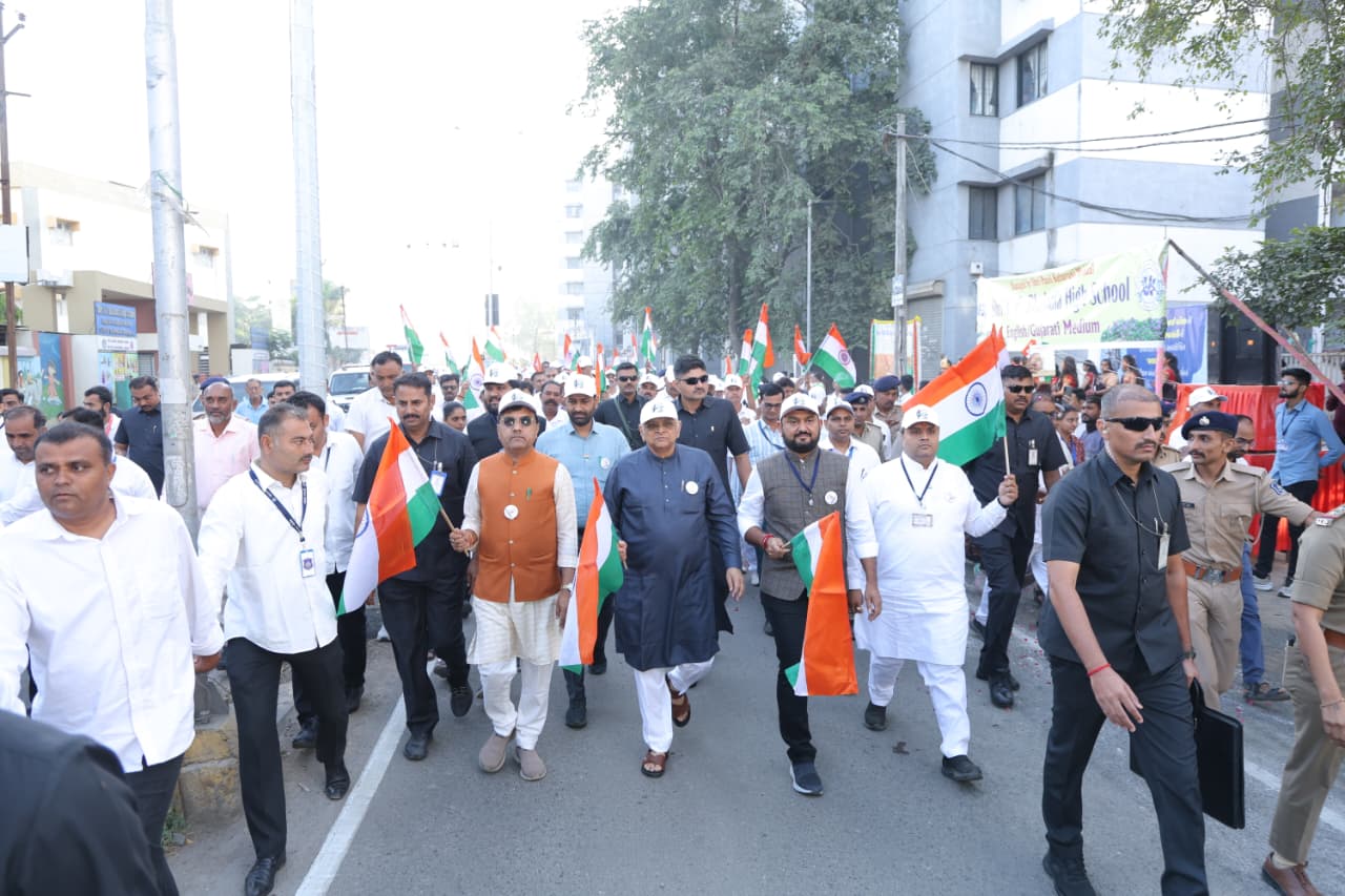 મુખ્યમંત્રી ભૂપેન્દ્ર પટેલે રાજ્યવ્યાપી યુનિટી માર્ચનું  જૂનાગઢથી પ્રસ્થાન કરાવ્યું