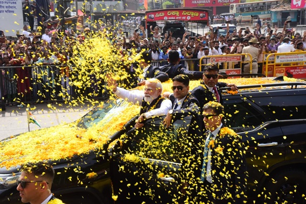 PM Modi arrives in Udupi for Koti Gita Lekhana Yajna and Gita Parayan