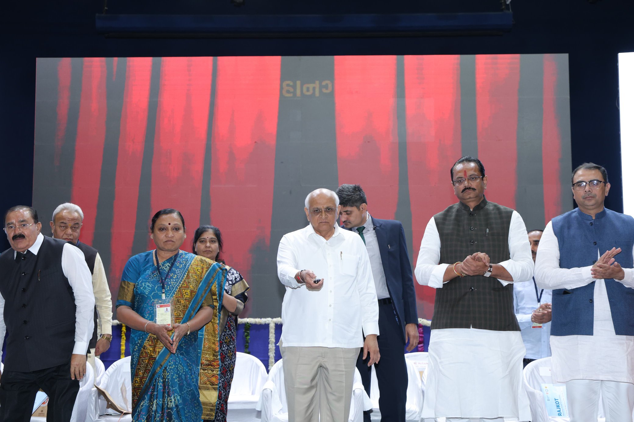 મુખ્યમંત્રી ભૂપેન્દ્ર પટેલના હસ્તે રાજકોટમાં મહાપાલિકાના 545 કરોડ રૂપિયાથી વધુના વિકાસકાર્યોનું ઈ લોકાર્પણ અને ખાતમુહૂર્ત.