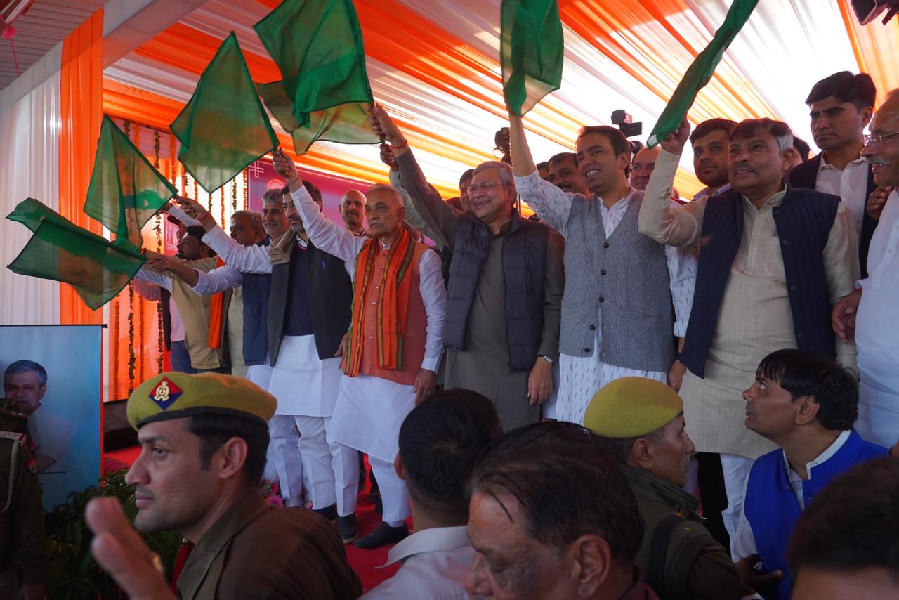 Union Minister Ashwini Vaishnaw flags off two MEMU Trains between Delhi and Shamli