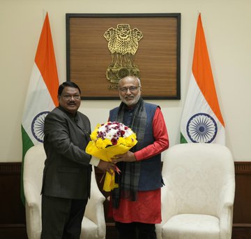 Tribal Affairs Minister Jual Oram meets Vice-President Radhakrishnan on tribal welfare