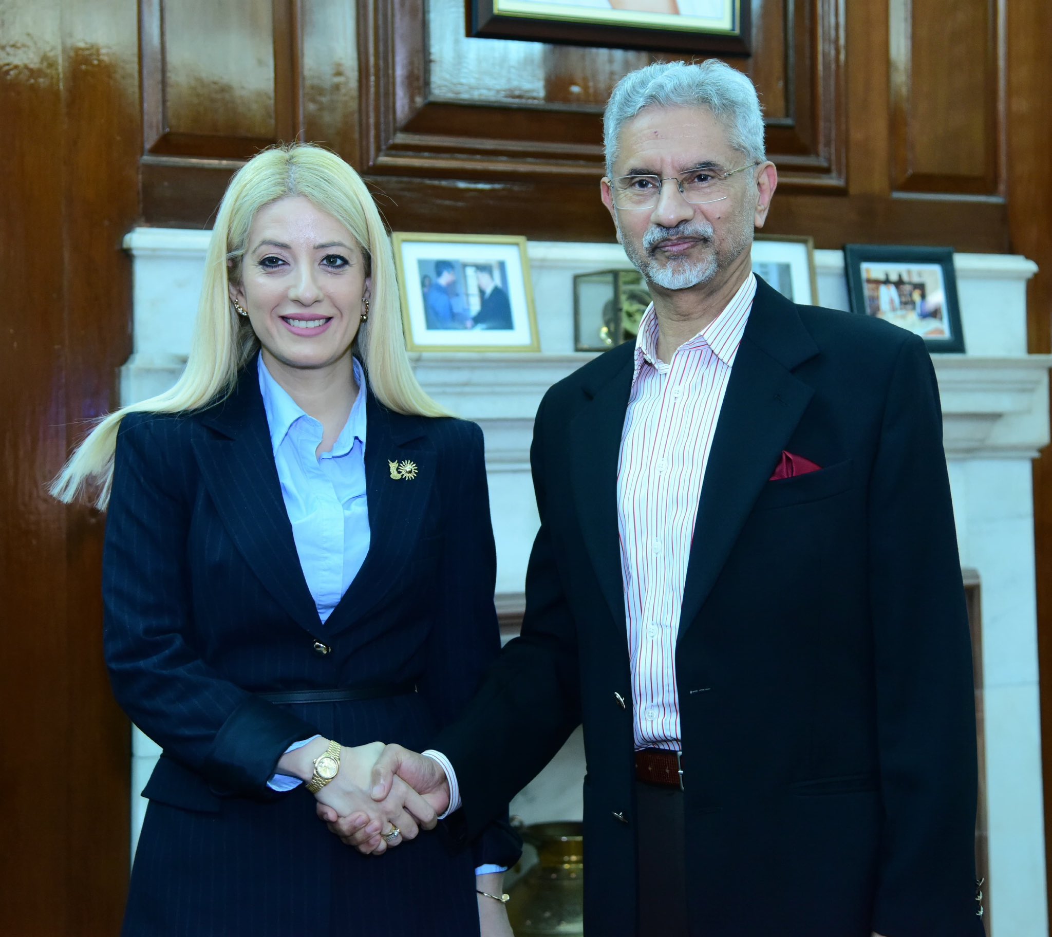 विदेश मंत्री डॉ एस जयशंकर ने साइप्रस की संसद की अध्‍यक्ष अनीता देमित्रियाओ के नेतृत्‍व में शिष्‍टमंडल से मुलाकात की