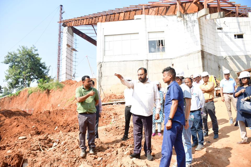 সোণাপুৰত নিৰ্মীয়মান বিজ্ঞান নগৰী প্ৰকল্প পৰিদৰ্শন মন্ত্ৰী কেশৱ মহন্তৰ