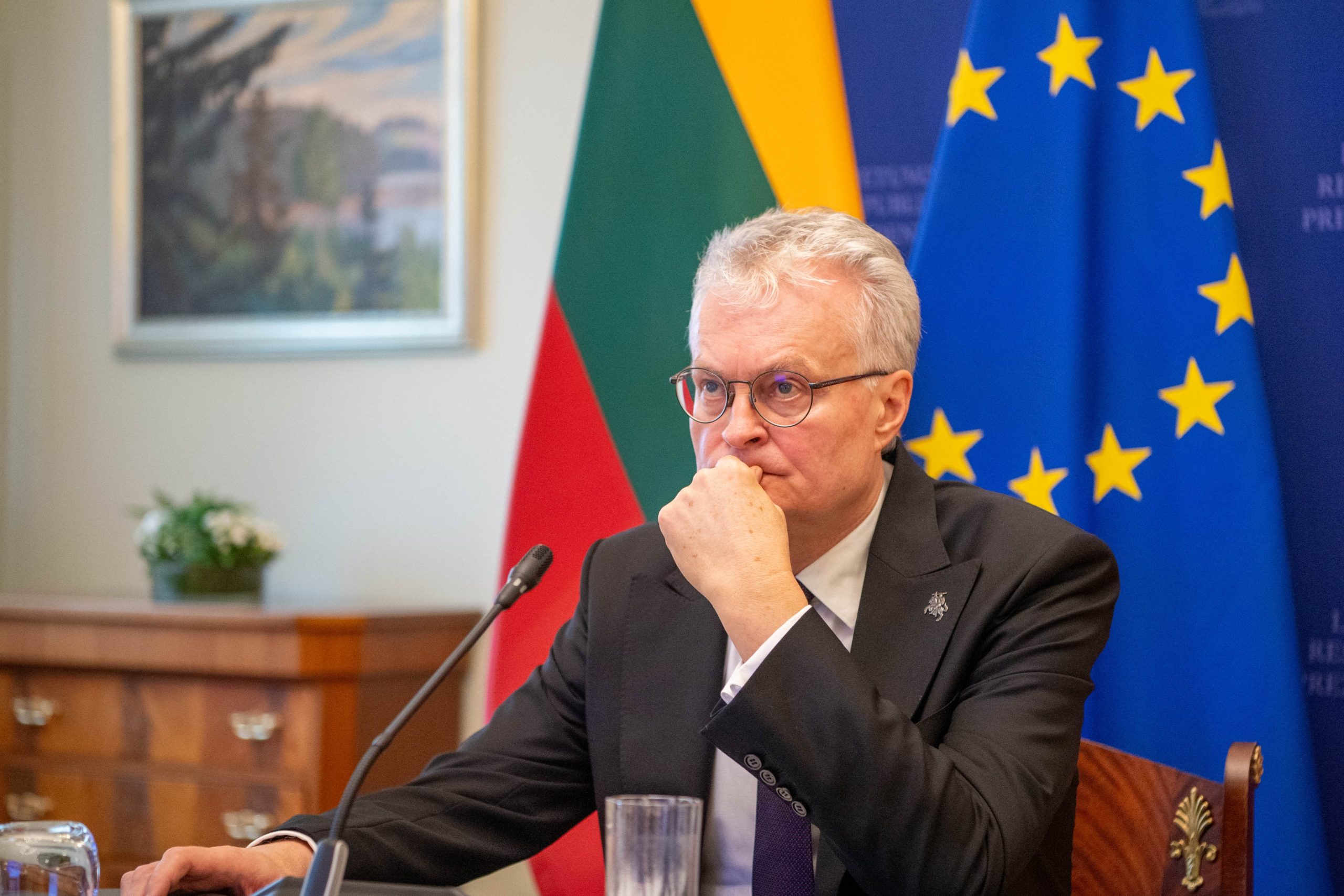 लिथुआनिया: राष्ट्रपति गीटानास नौसेदा ने देश की जन्म दर बढ़ाने के उद्देश्य से कर दी में छूट