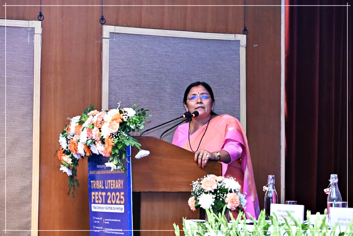 জনজাতীয় পৰম্পৰাসমূহ সংৰক্ষণ আৰু ৰক্ষা কৰাটো সকলোৰে সমূহীয়া দায়িত্ব হোৱা উচিতঃ কেন্দ্ৰীয় ৰাজ্যমন্ত্ৰী সাবিত্ৰী ঠাকুৰ