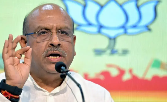 दिल्ली विधानसभा अध्यक्ष विजेंद्र गुप्ता :आर्य समाज ने शिक्षा, समानता और राष्ट्र निर्माण में निभाई अग्रणी भूमिका