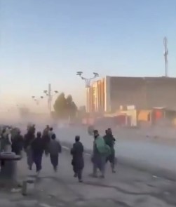 Pakistan, Afghanistan Hold Talks in Istanbul Amid Cross-Border Clashes