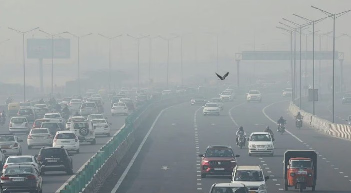 दिल्ली-एनसीआर में वायु गुणवत्ता ‘बेहद खराब’ श्रेणी में, AQI 370 दर्ज