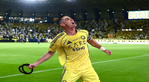 फूटबॉलपटू क्रिस्तियानो रोनाल्डो निवृत्तीच्या तयारीत