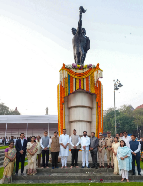 संयुक्त महाराष्ट्र लढ्यातल्या हुतात्म्यांना राज्याचं अभिवादन