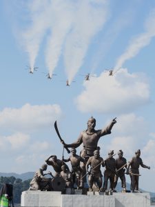 গুৱাহাটীৰ লাচিতঘাটত আয়োজিত ৯৩সংখ্যক বায়ু সেনা দিৱসৰ কেন্দ্ৰীয় অনুষ্ঠানত অংশগ্রহণ কৰিব প্ৰতিৰক্ষা মন্ত্ৰী ৰাজনাথ সিঙে