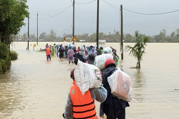 Vietnam floods death toll rises to 55