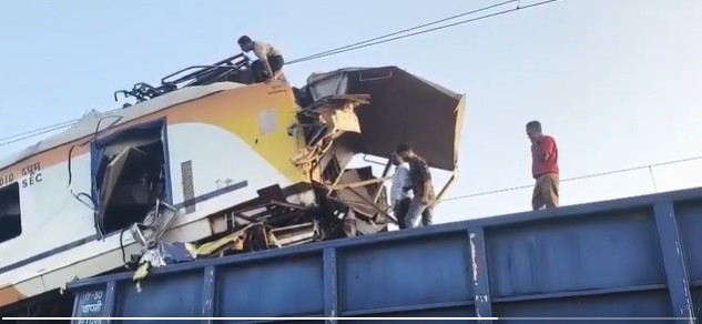 ছত্তিশগড়ৰ সংঘটিত এটা ৰে’ল দুর্ঘটনাত ৪ গৰাকী লোকৰ মৃত্যু হোৱাৰ লগতে ২০ গৰাকী লোক আহত