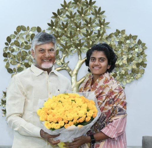 AP CM Chandrababu Naidu Announces ₹2.5 Crore Reward, Plot and Job for Cricketer Sree Charani