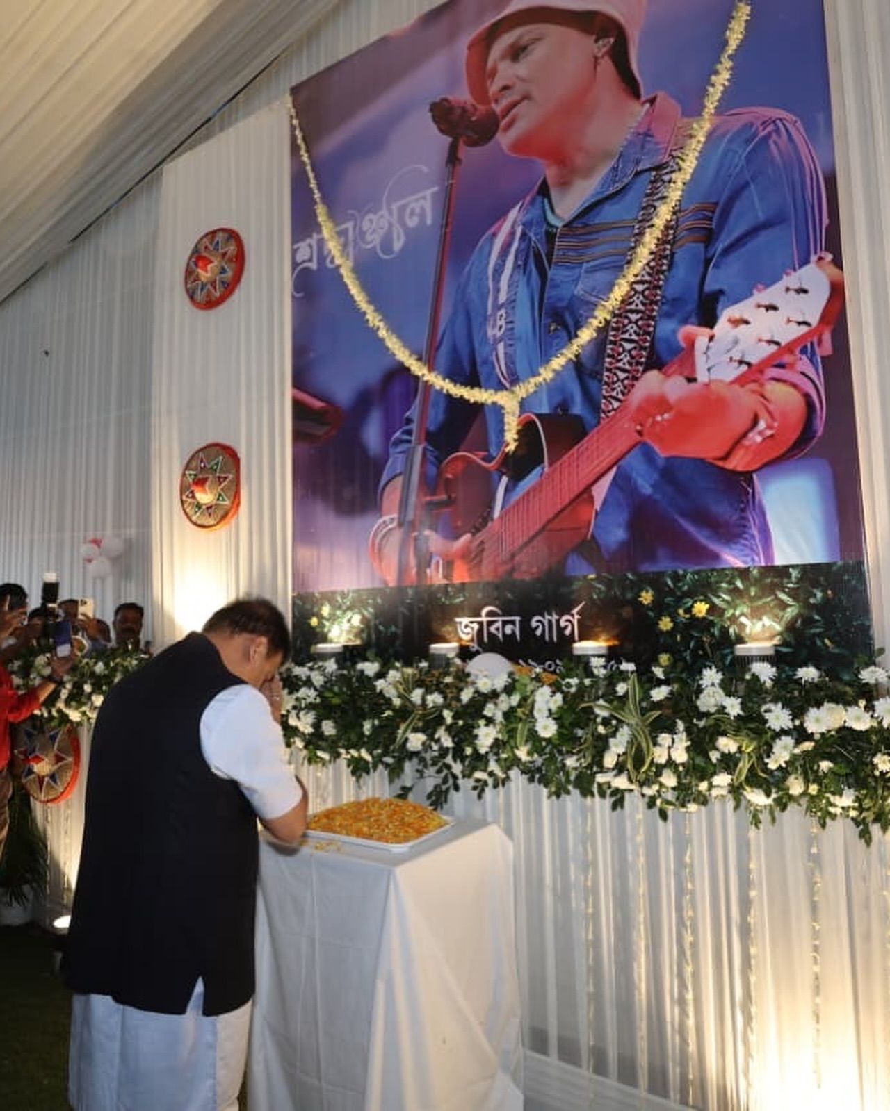 জুবিন গাৰ্গৰ ৫৩ সংখ্যক ওপজা দিন উপলক্ষে সমগ্ৰ ৰাজ্যতে বিভিন্ন কাৰ্যসূচীৰ আয়োজন