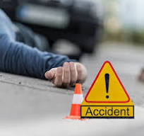 देशात विविध ठिकाणी झालेल्या अपघातात किमान १० जणांचा मृत्यू