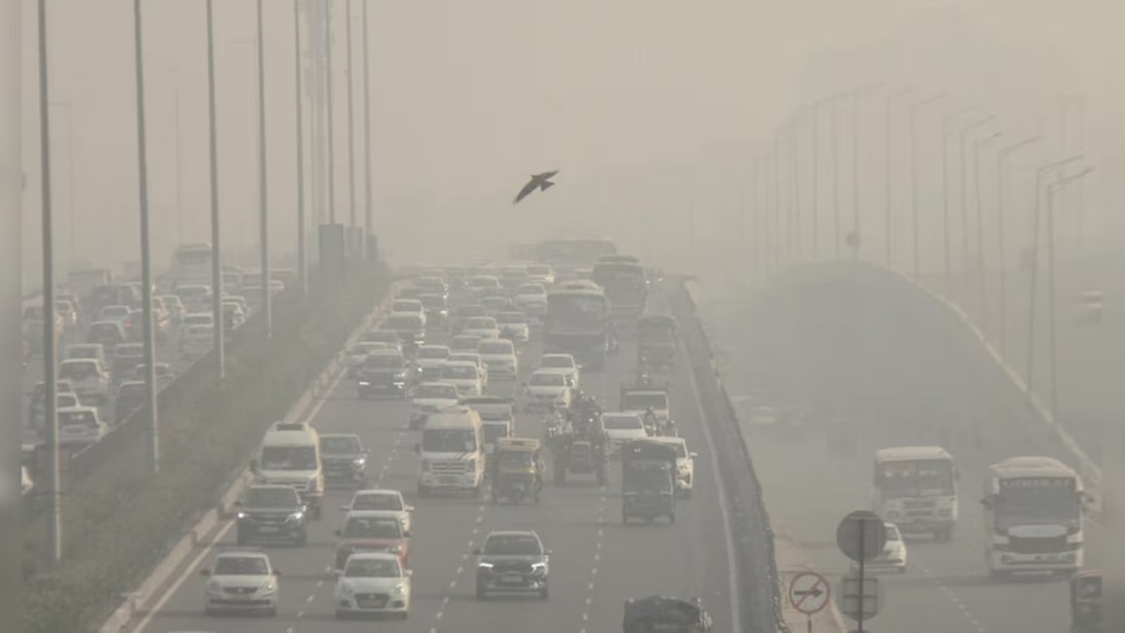 Delhi Air Quality Hits ‘Severe’; Centre Imposes Stage III Pollution Curbs