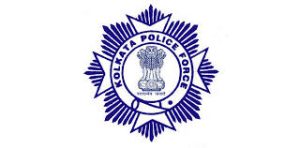 ইডেনে টেস্ট ম্যাচ চলাকালীন বেটিং চক্র চালানোর অভিযোগে কলকাতা পুলিশ এফ ওয়ান ব্লক থেকে তিনজনকে গ্রেপ্তার করে