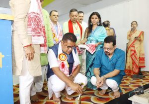 নলবাৰী ৰাস মহোৎসৱৰ লগত সংগতি ৰাখি অসম প্ৰকাশন পৰিষদৰ উদ্যোগত জিলাখনৰ শ্ৰীশ্ৰীহৰি মন্দিৰ প্ৰাংগণত অসম গ্ৰন্থমেলা