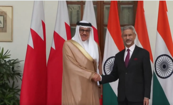 बहरीन के विदेश मंत्री अब्दुल लतीफ बिन रशीद अज़ ज़यानी का विदेश मंत्री एस जयशंकर ने स्वागत किया