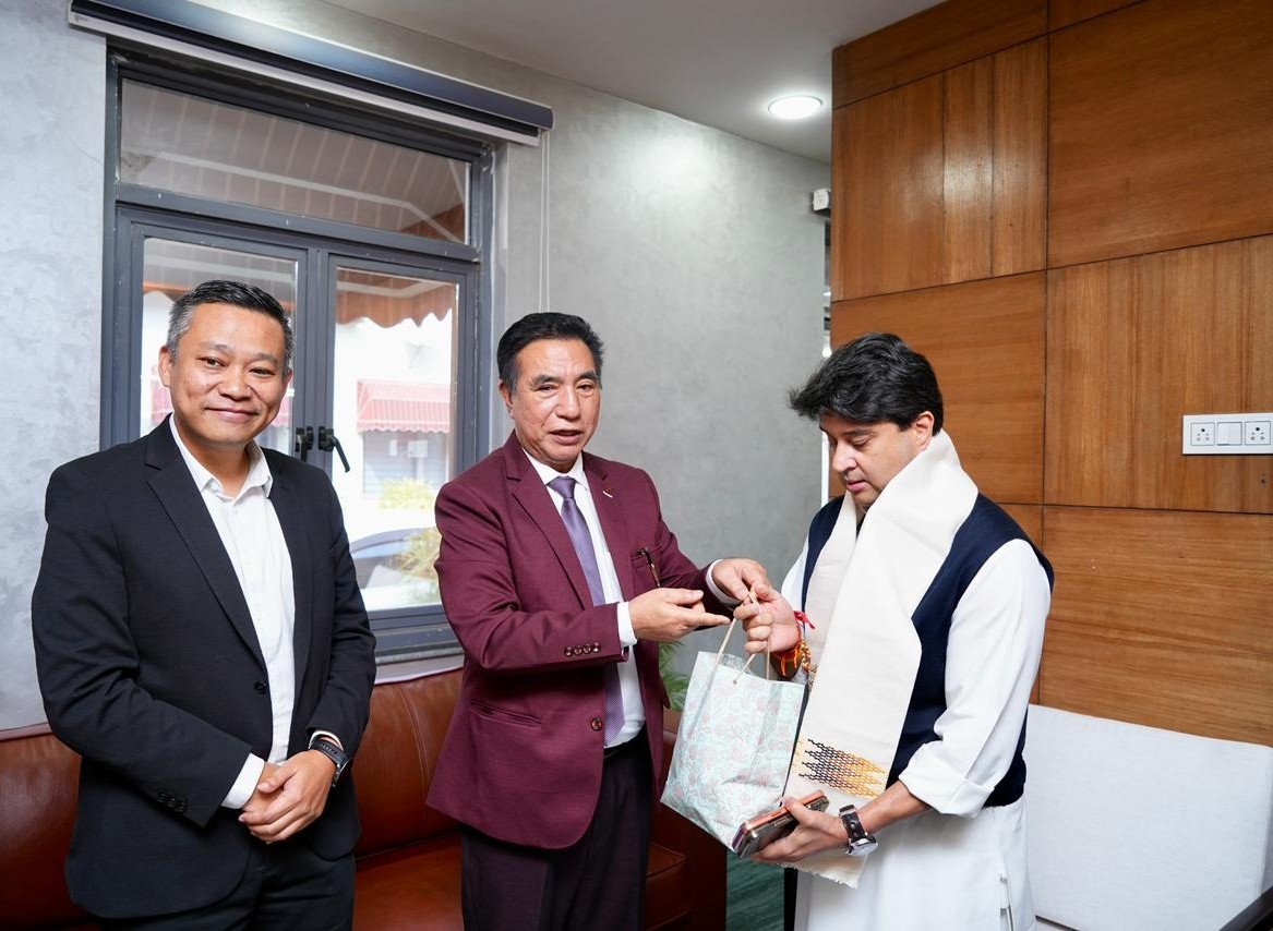 केंद्रीय मंत्री ज्योतिरादित्य सिंधिया ने मिजोरम के मुख्यमंत्री से की मुलाकात