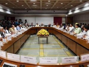 नई दिल्ली: संसद के शीतकालीन सत्र से पहले सरकार ने बुलाई सर्वदलीय बैठक