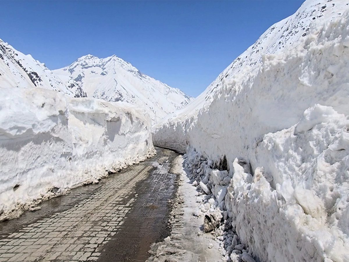 Avalanche in Nepal’s Rolwaling Region Claims Three Lives; 8 Missing