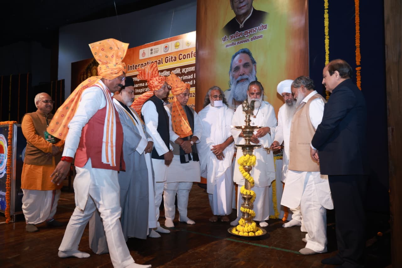 भारत शांति का पक्षधर, लेकिन जरूरत पड़ने पर दृढ़ता से कार्रवाई करने में सक्षम: रक्षा मंत्री राजनाथ सिंह