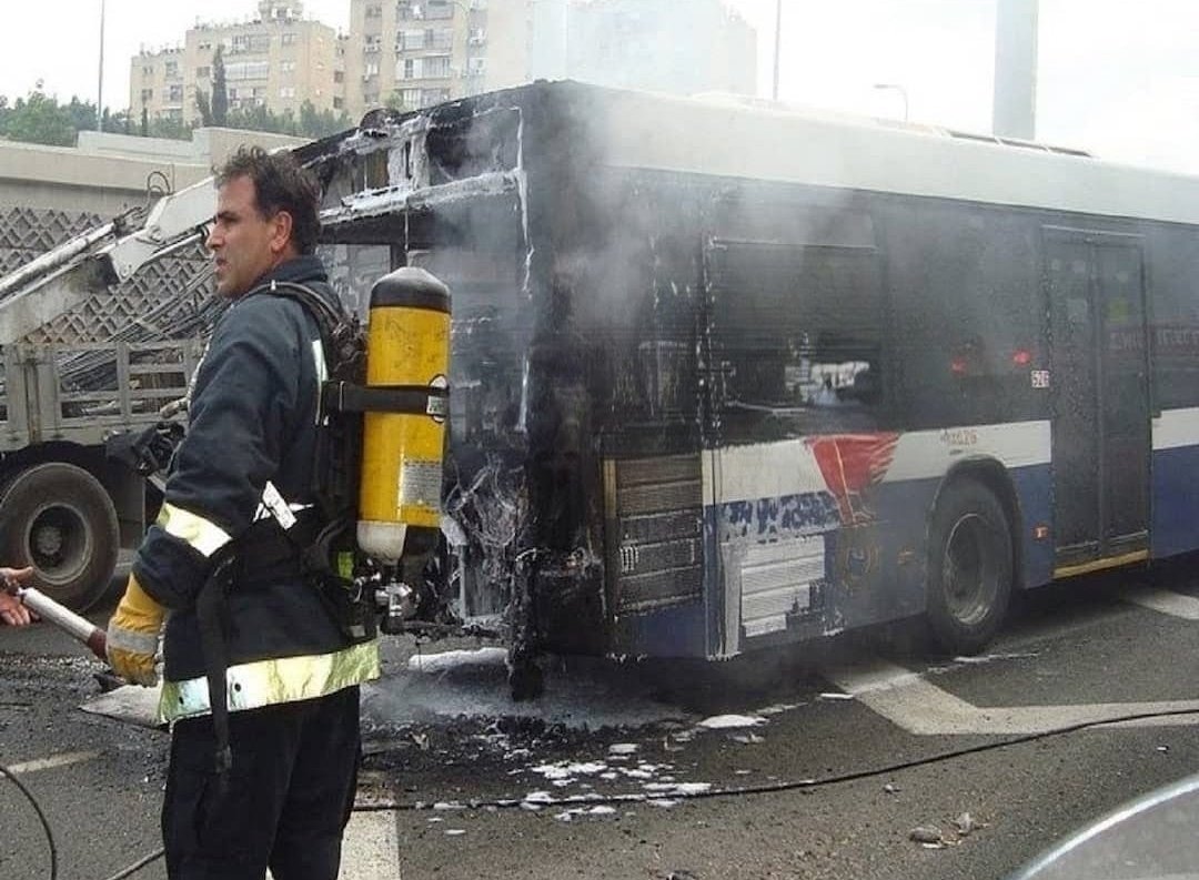 সৌদি আরবের বাস ও ট্যাঙ্কারের মধ্যে সংঘর্ষে বহু ভারতীয় হজ যাত্রীর মৃত্যুর আশঙ্কা