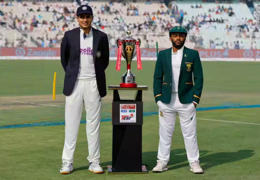 ક્રિકેટમાં, કોલકાતામાં બે ટેસ્ટ ક્રિકેટ મેચની શ્રેણીની પ્રથમ મેચમાં લંચ સુધીમાં ભારત સામે દક્ષિણ આફ્રિકાના 105 રન