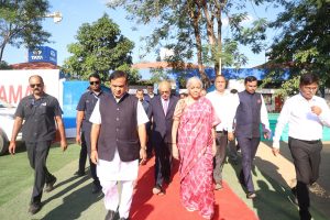 জাগীৰোডৰ ছেমিকণ্ডাক্টৰ প্ৰকল্প পৰিদৰ্শন কেন্দ্ৰীয় বিত্তমন্ত্ৰী নিৰ্মলা সীতাৰমনৰ