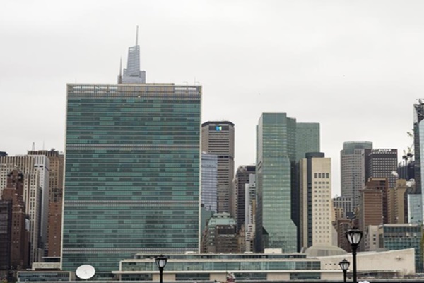 اقوام متحدہ نے آئندہ سکریٹری جنرل کے انتخاب اور تقرری کا عمل شروع کردیا ہے۔ اُس نے ممبر ملکوں پر زور دیا ہے کہ خواتین کو بطور امیدوار نامزد کرنے پر وہ سنجیدگی سے غور وخوض کریں۔