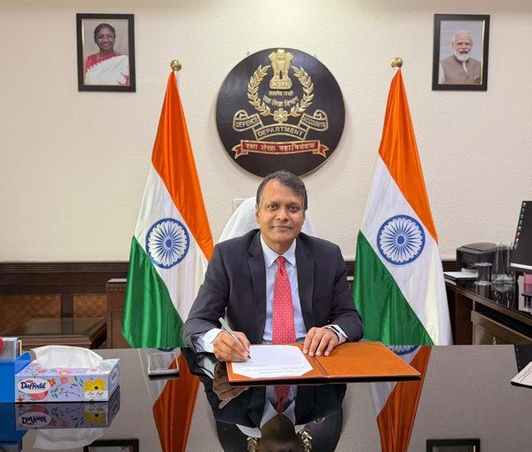 Vishvajit Sahay Assumes Charge as Controller General of Defence Accounts