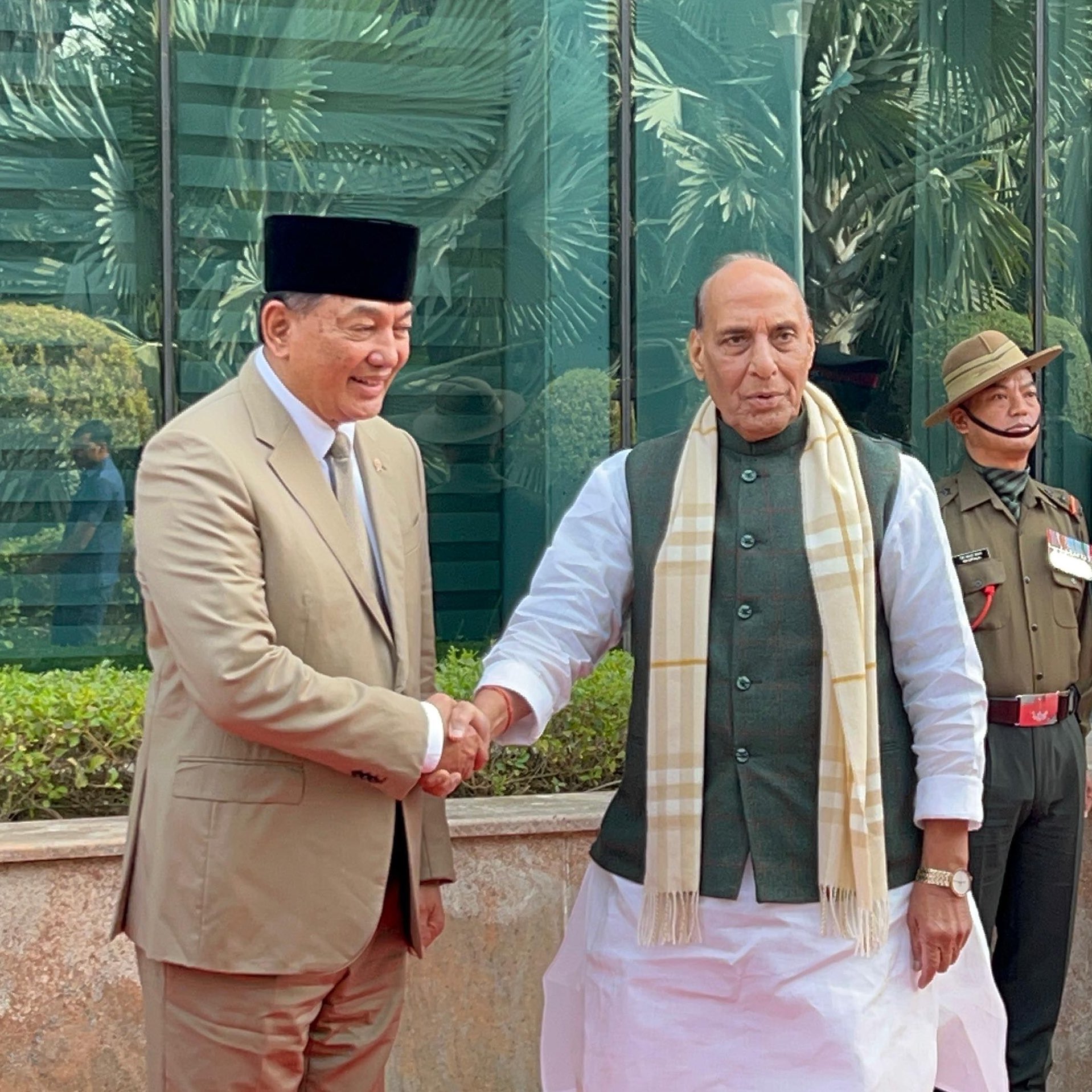 भारत और इंडोनेशिया ने दीर्घकालिक रणनीतिक साझेदारी और गहन द्विपक्षीय रक्षा सहयोग की पुष्टि की