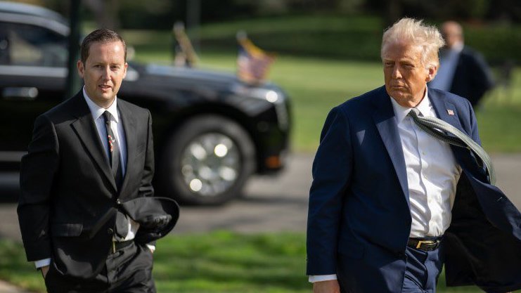 व्हाइट हाउस: भारत में अमरीका के नए राजदूत सर्जियो गोर के शपथ ग्रहण समारोह में शामिल होंगे अमरीकी राष्ट्रपति डोनाल्ड ट्रम्प