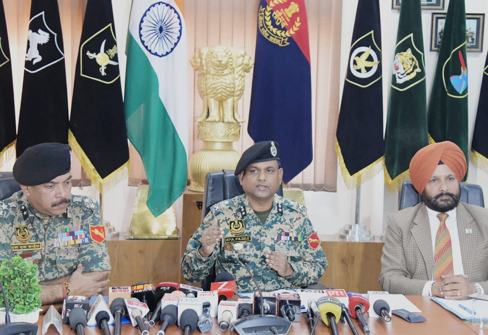 पंजाब सीमा पर बीएसएफ की बड़ी कामयाबी: 272 ड्रोन और भारी मात्रा में नशा-हथियार जब्त