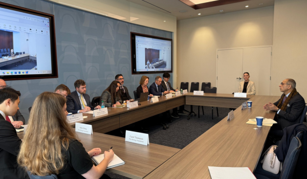 अमरीका में भारत के राजदूत विनय क्वात्रा ने हेरिटेज फाउंडेशन के विशेषज्ञों के साथ बैठक की