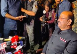 ভোটার তালিকায় বিশেষ নিবিড় সংশোধনী নিয়ে মানুষকে ভুল বোঝানো হচ্ছে ও সামাজিক বিভাজন চেষ্টা করা হচ্ছে বলে রাজ্যপাল সিভি আনন্দ বোস মন্তব্য করেছেন।