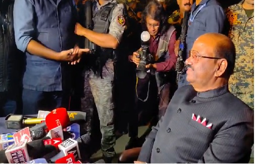 ভোটার তালিকায় বিশেষ নিবিড় সংশোধনী নিয়ে মানুষকে ভুল বোঝানো হচ্ছে ও সামাজিক বিভাজন চেষ্টা করা হচ্ছে বলে রাজ্যপাল সিভি আনন্দ বোস মন্তব্য করেছেন।