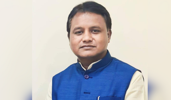 ওড়িশার মুখ্যমন্ত্রী মোহনচরণ মাঝি ঘোষণা করেছেন, আজ সে রাজ্যে জাতীয় পেশা মহোৎসব উপলক্ষে বিশেষ গ্রামসভার আয়োজন করা হয়েছে