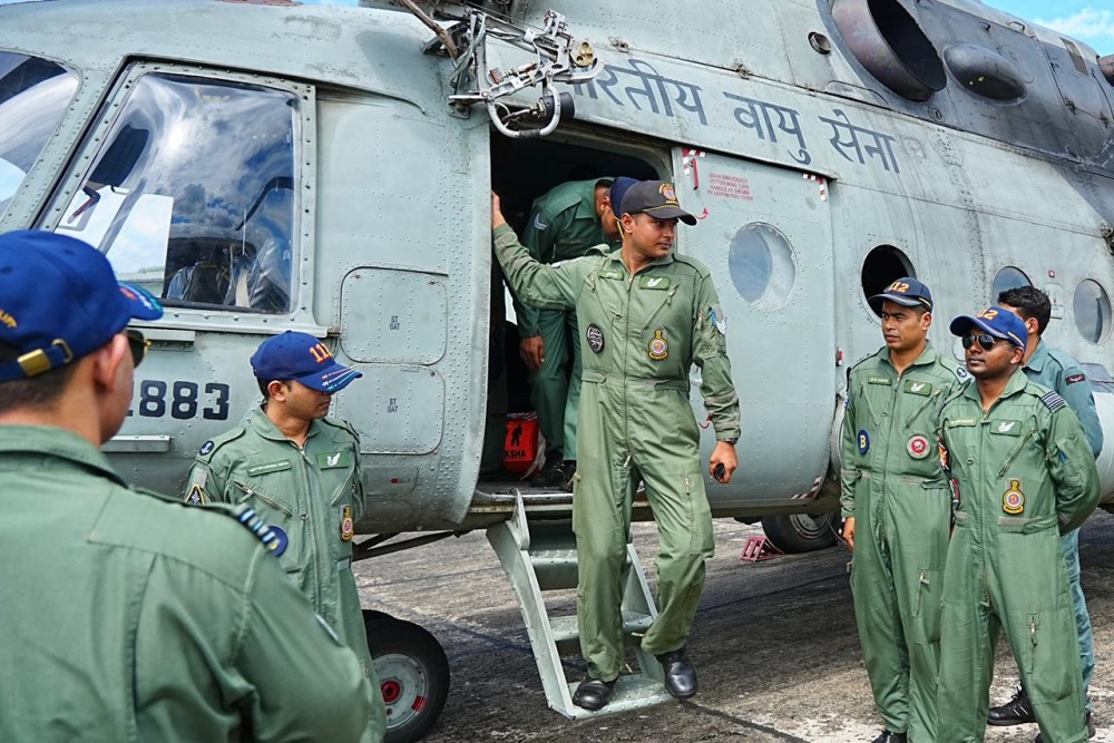 IAF Knights Helicopter unit returns to Thiruvananthapuram after completing Operation Sagar Bandhu in Sri Lanka
