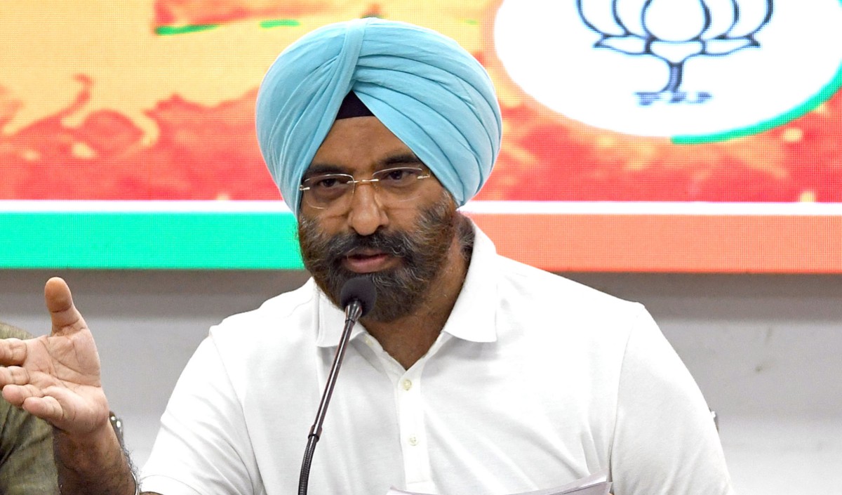 दिल्‍ली में वायु प्रदूषण को कम करने के लिए कार्य कर रही है सरकार: पर्यावरण मंत्री मनजिंदर सिंह सिरसा