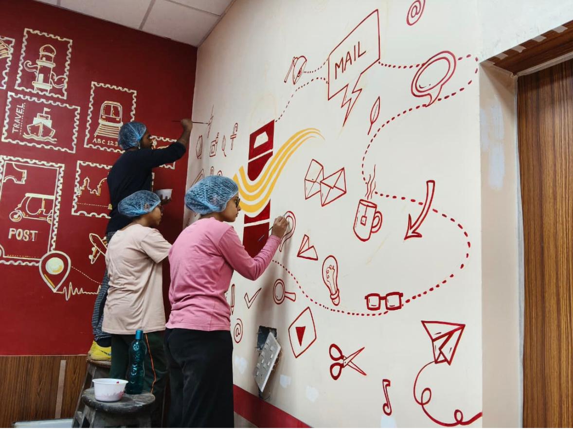 ডাকঘরগুলিকে গ্রাহককেন্দ্রিক ও আধুনিক প্রযুক্তিনির্ভর পরিষেবা কেন্দ্রে পরিণত করতে ভারতীয় ডাক বিভাগ নেক্সট জেনারেশন পোস্ট অফিস প্রকল্প চালু করেছে।