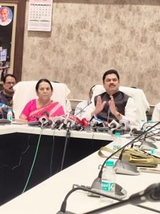 हिवाळी अधिवेशनाच्या पूर्वतयारीचा विधानपरिषदेच्या सभापतींकडून आढावा