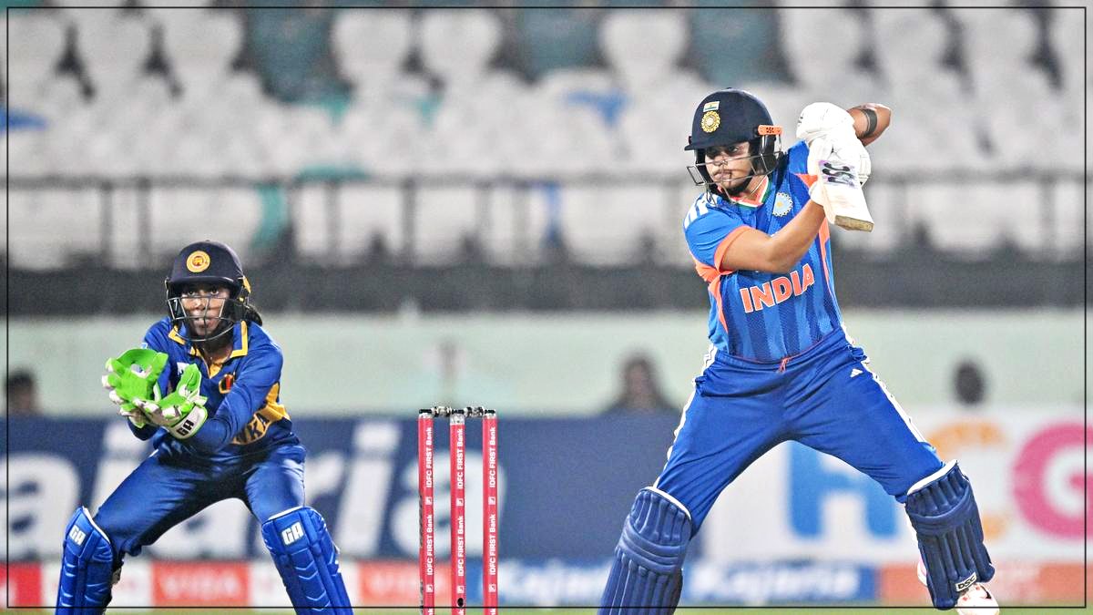 خواتین کرکٹ میں، ترواننت پورم میں تیسرے ٹی ٹوئنٹی میچ میں سری لنکا نے بھارت کے سامنے جیت کیلئے 113 رَن کا نشانہ رکھا ہے