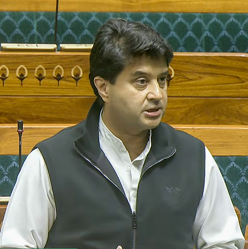 Govt. removes mandatory pre-installation of Sanchar Saathi app