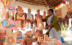 दिल्‍ली में चल रहा राष्ट्रीय हस्तशिल्प सप्ताह, शिल्प दीदी रहीं आकर्षण का मुख्य केंद्र